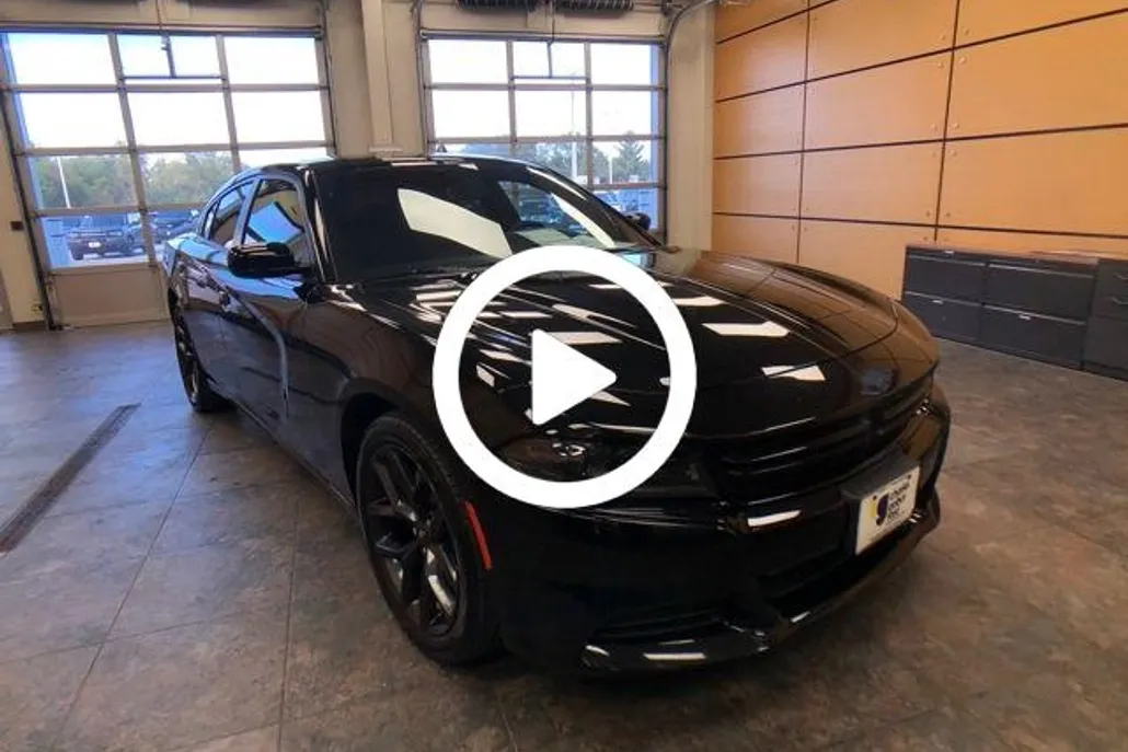 2022 Dodge Charger SXT photo 1