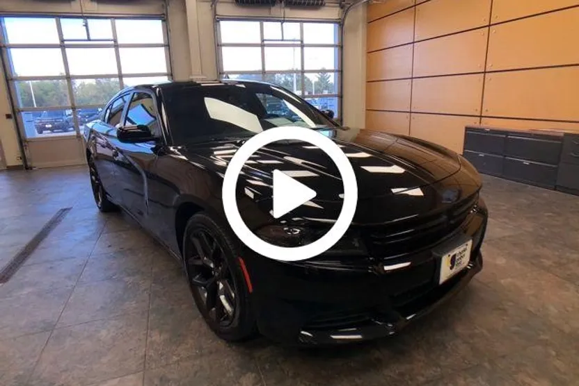 2022 Dodge Charger SXT photo 1