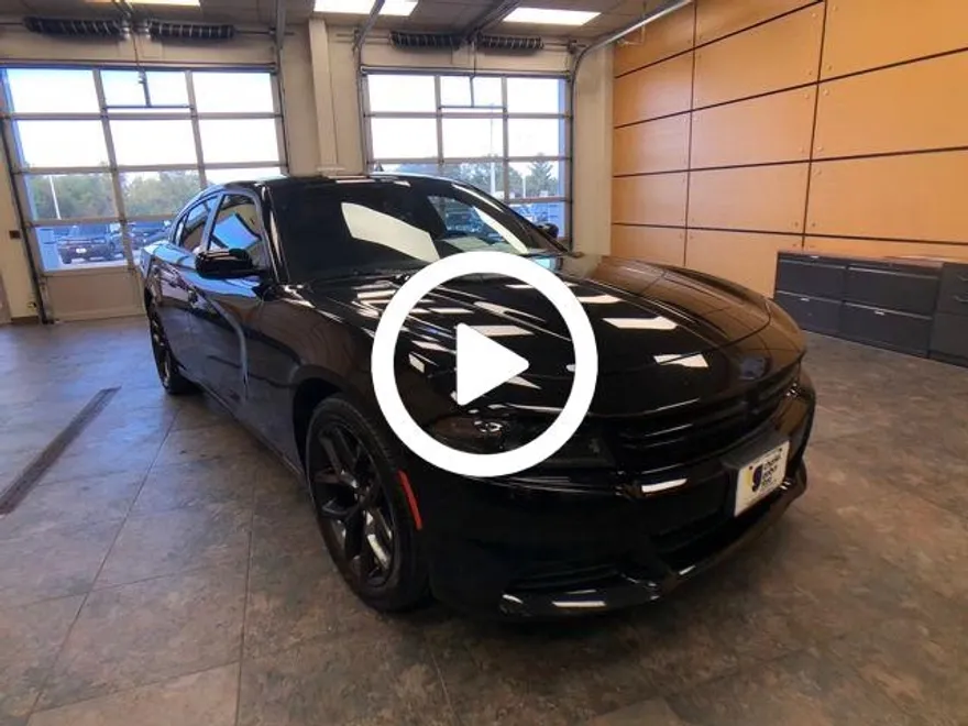 2022 Dodge Charger SXT photo 1