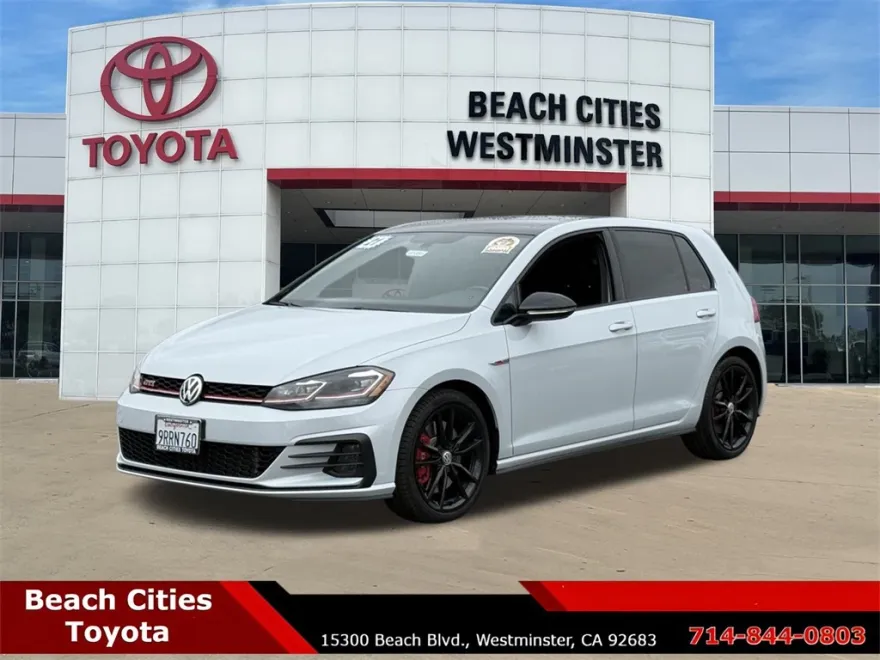 2021 Volkswagen Golf GTI SE photo 1