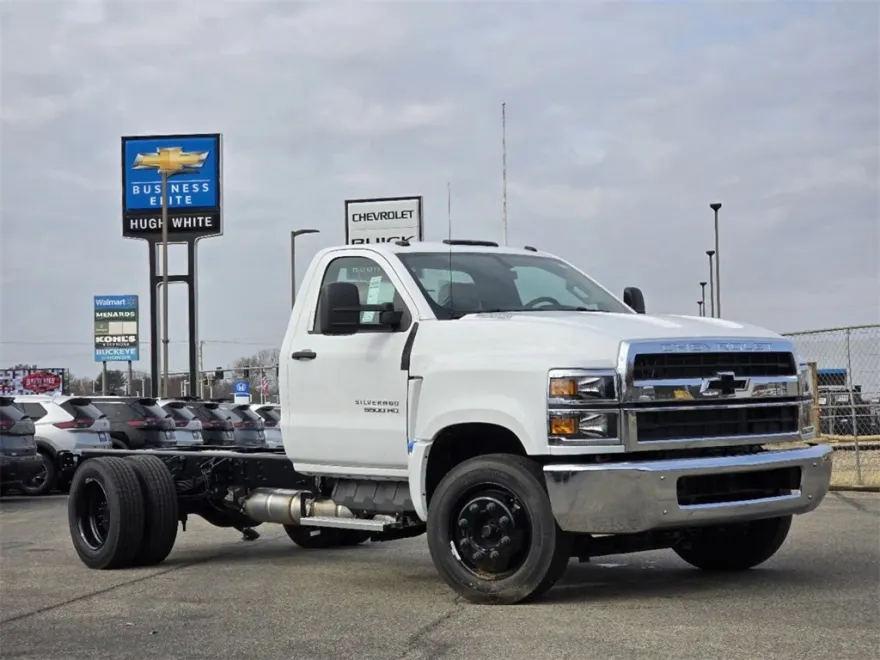 2024 Chevrolet Silverado Work Truck photo 1