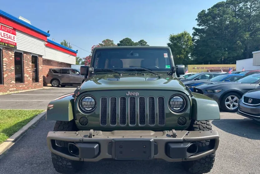 2016 Jeep Wrangler Unlimited Sahara Anniversary Edition photo 1