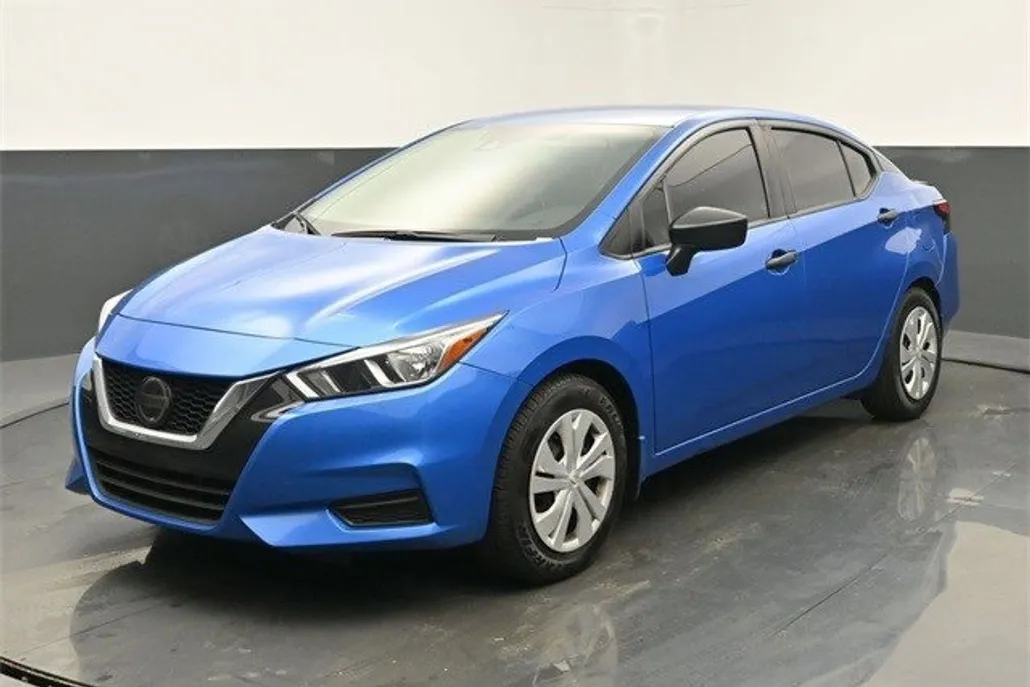 2021 Nissan Versa 1.6 S photo 1