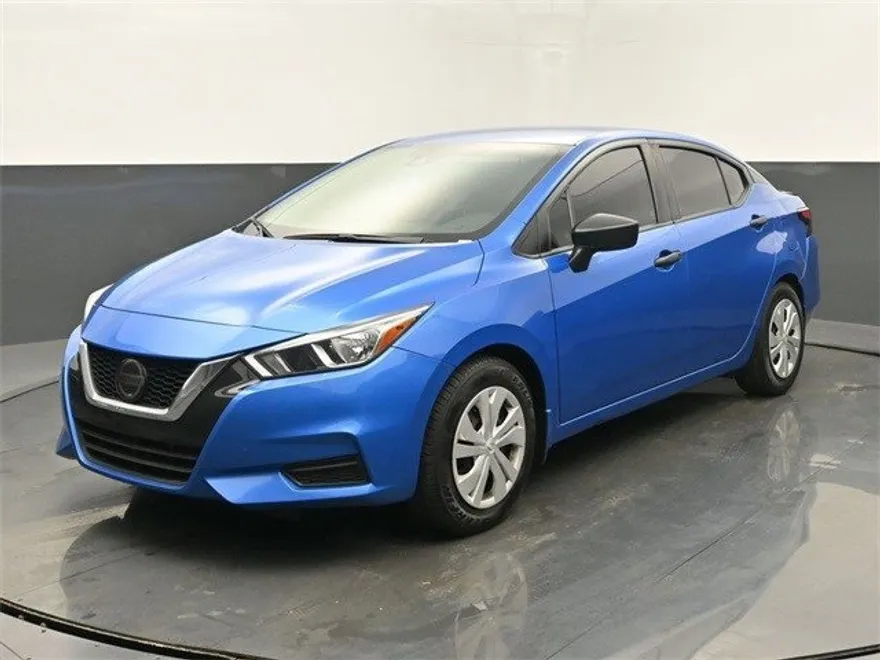 2021 Nissan Versa 1.6 S photo 1