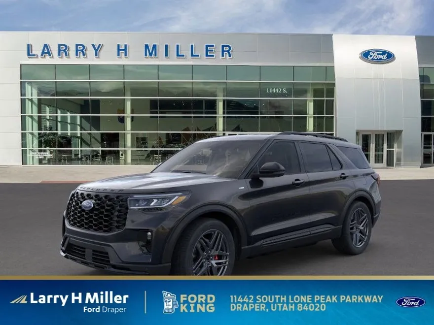 2025 Ford Explorer ST-Line photo 1