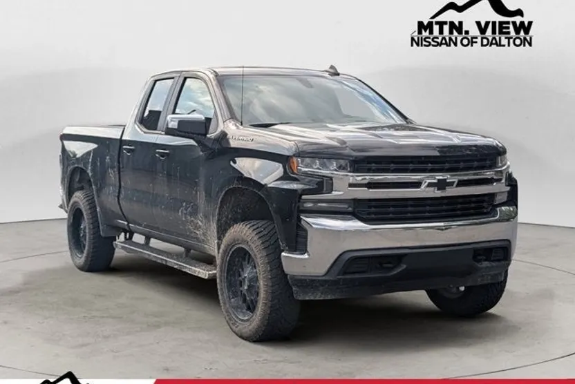 2020 Chevrolet Silverado 1500 LT photo 1