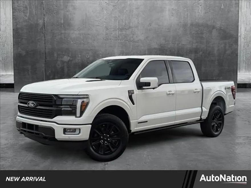 2025 Ford F-150 Platinum photo 1