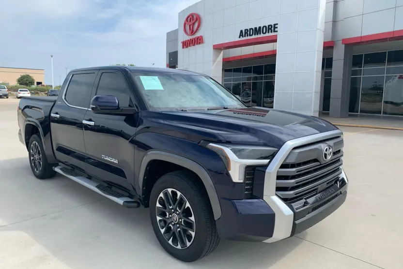 2022 Toyota Tundra Limited photo 1