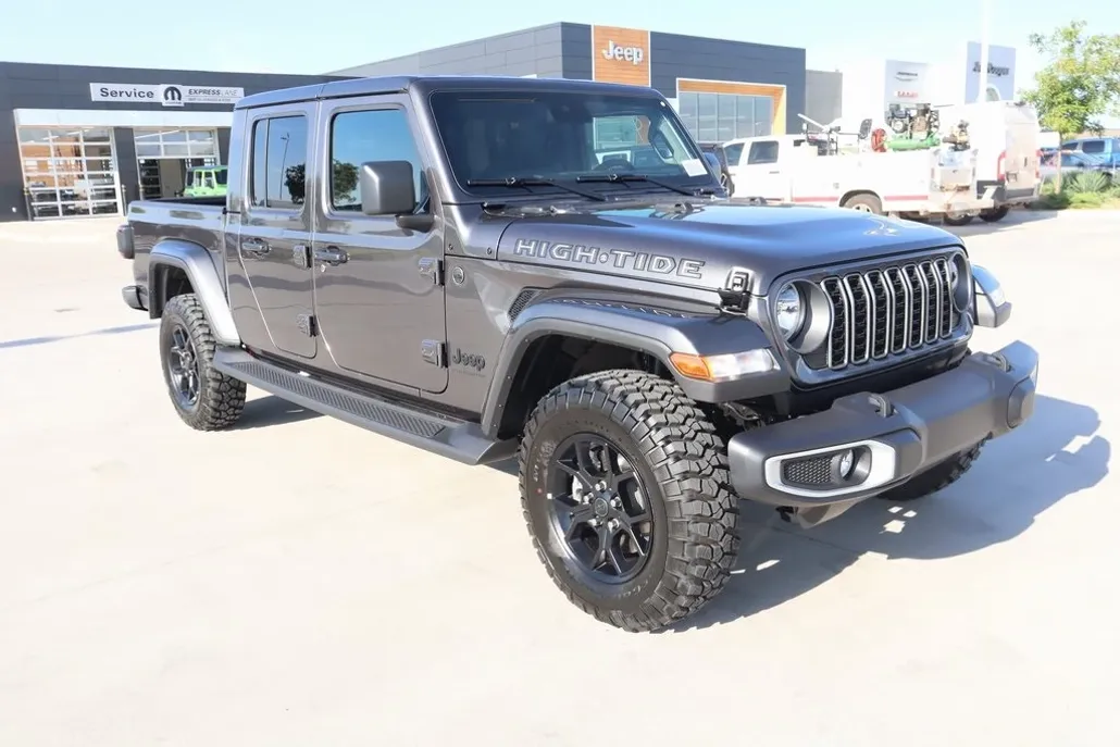 2025 Jeep Gladiator Sport photo 1