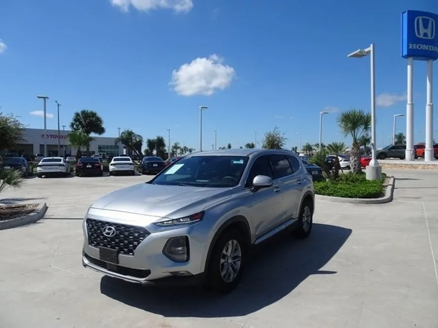 2020 Hyundai Santa Fe SEL photo 1