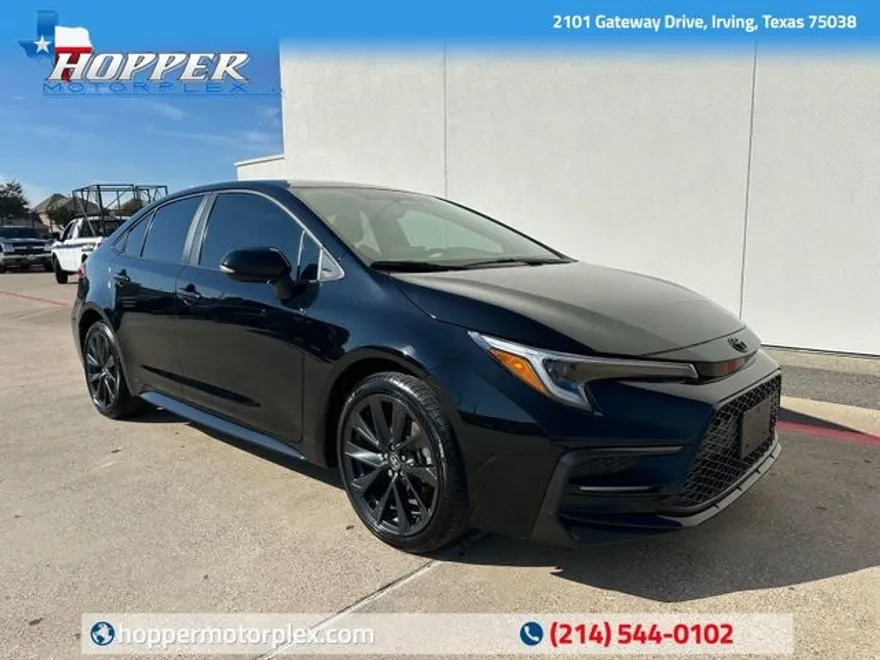 2024 Toyota Corolla SE photo 1