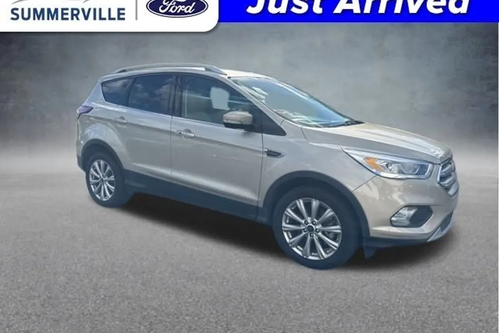2017 Ford Escape Titanium photo 1