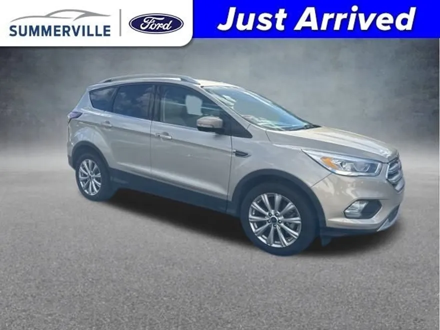 2017 Ford Escape Titanium photo 1