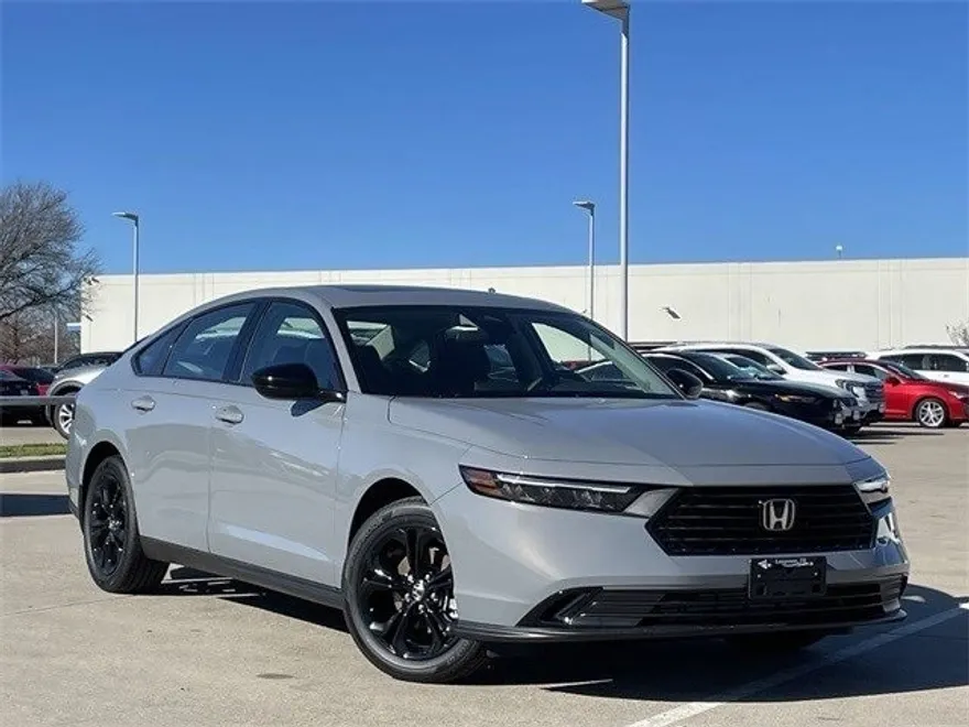 2025 Honda Accord SE photo 1