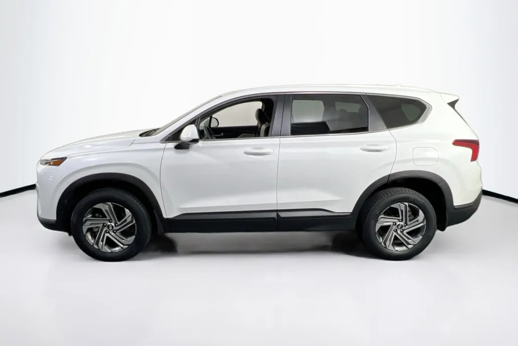 2023 Hyundai Santa Fe SE photo 1