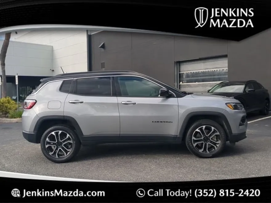 2023 Jeep Compass Limited photo 1