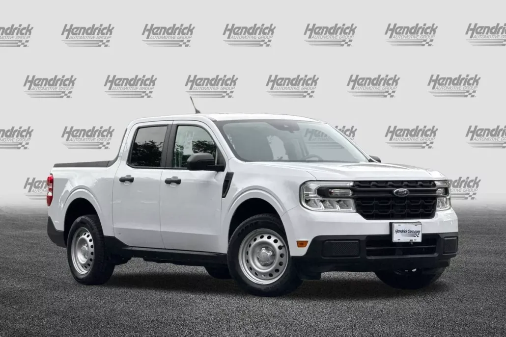 2022 Ford Maverick XL photo 1