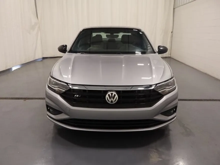 2019 Volkswagen Jetta 1.4T R-Line photo 1