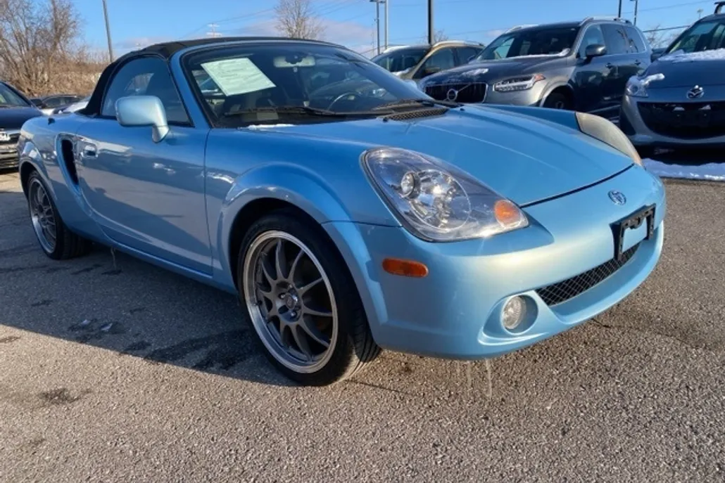 2003 Toyota MR2 Spyder Base photo 1