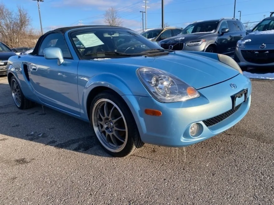 2003 Toyota MR2 Spyder Base photo 1