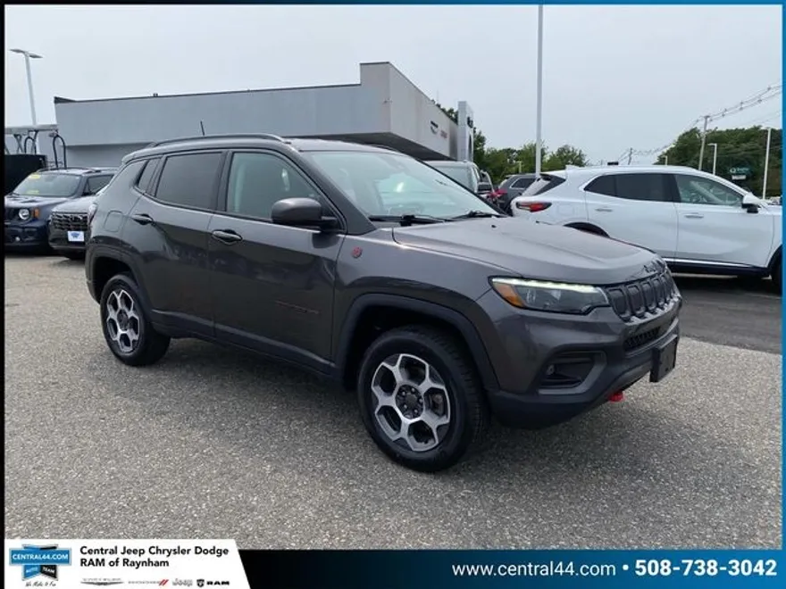 2022 Jeep Compass Trailhawk photo 1