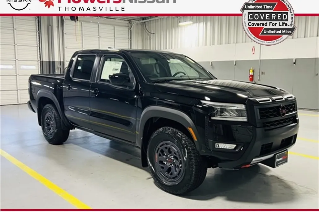 2025 Nissan Frontier PRO-4X photo 1