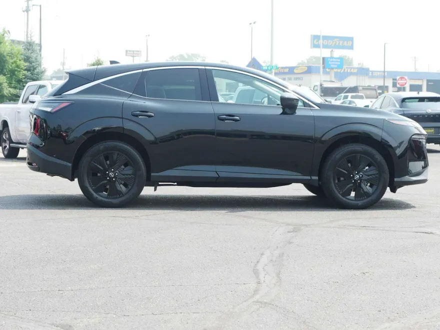 2025 Nissan Murano SV photo 1