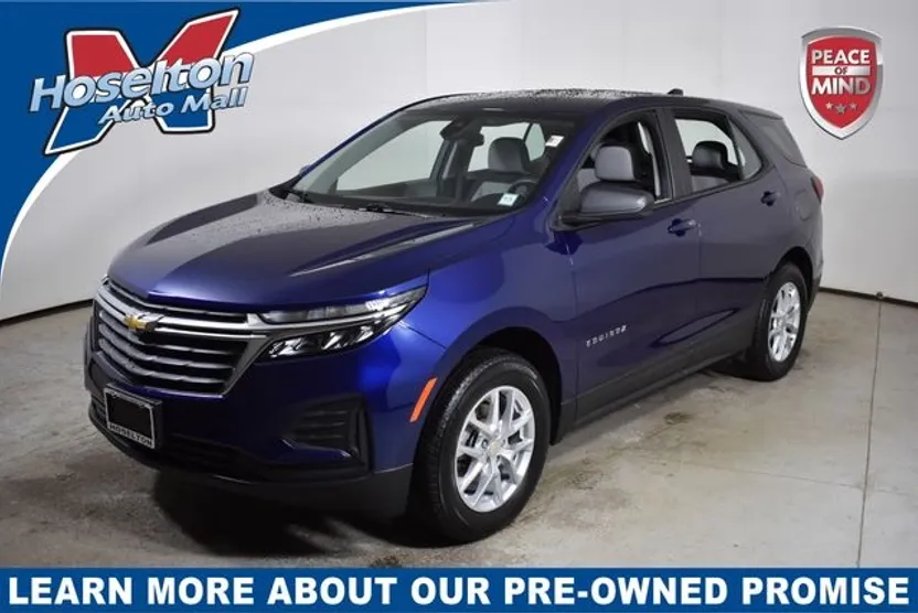 2023 Chevrolet Equinox LS photo 1