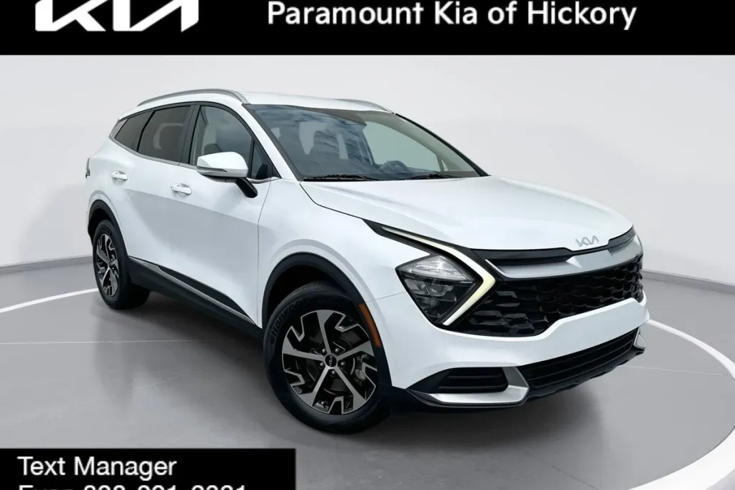 2023 Kia Sportage EX photo 1