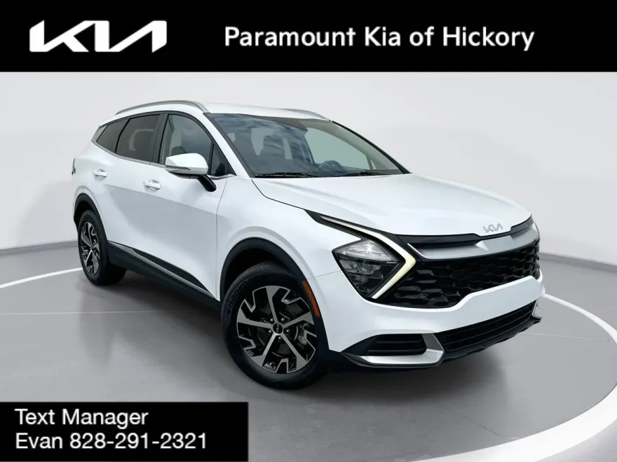 2023 Kia Sportage EX photo 1