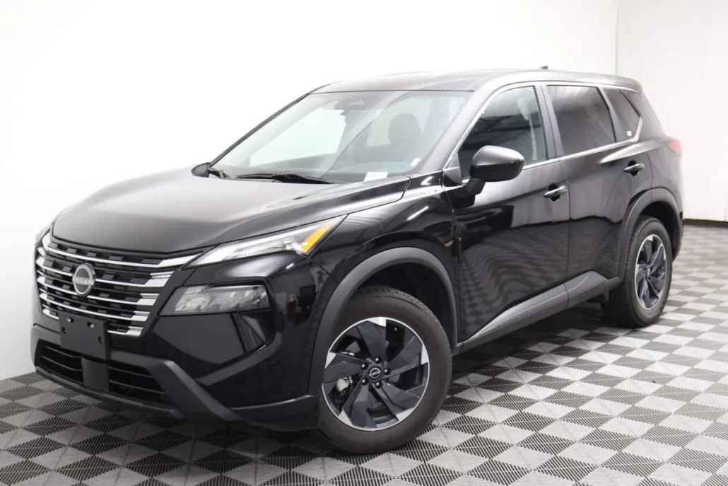 2024 Nissan Rogue SV photo 1