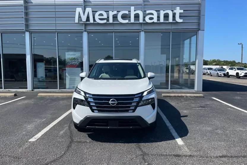 2026 Nissan Rogue SV photo 1