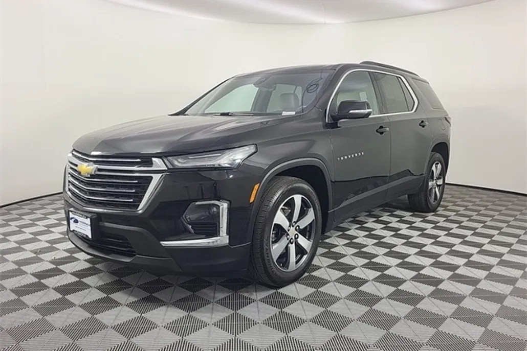 2023 Chevrolet Traverse Leather photo 1