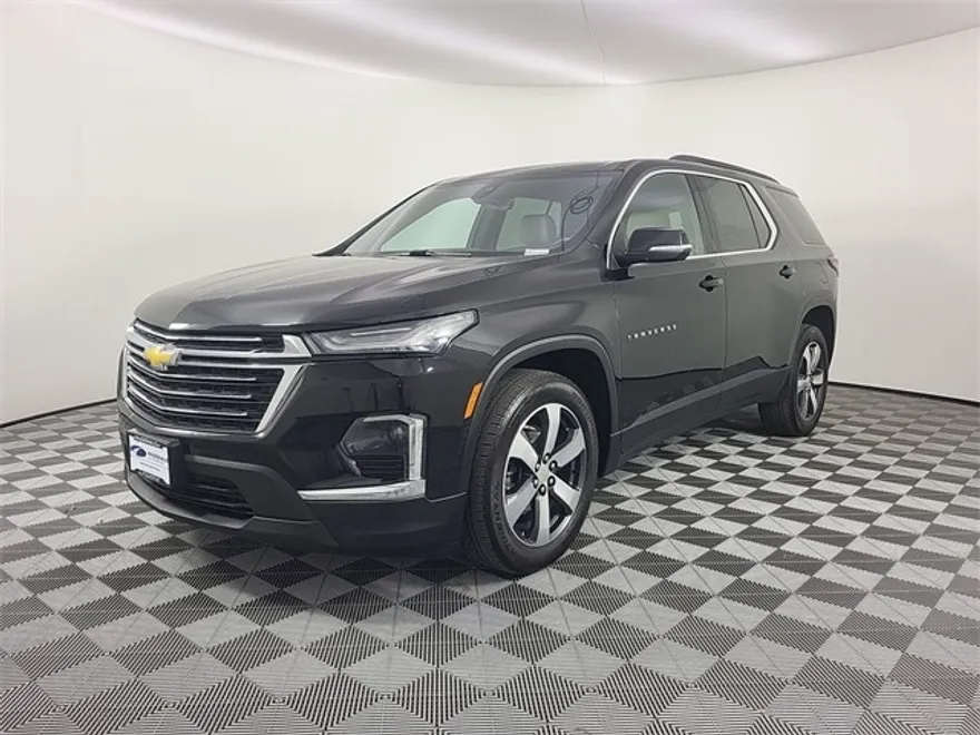 2023 Chevrolet Traverse Leather photo 1