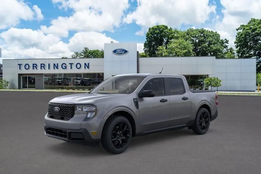 2025 Ford Maverick XLT photo 1