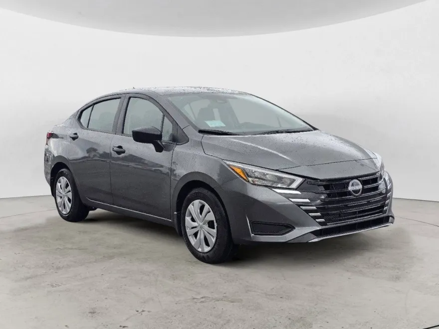 2025 Nissan Versa S photo 1