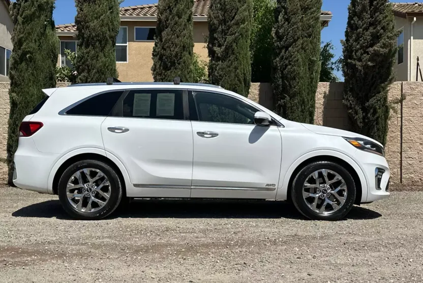 2019 Kia Sorento SX Limited V6 photo 1