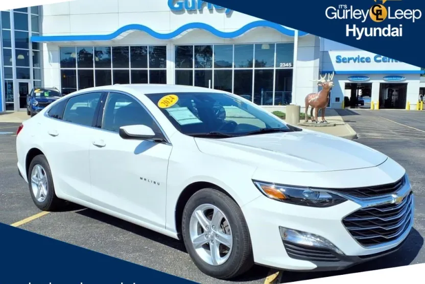 2024 Chevrolet Malibu 1LT photo 1