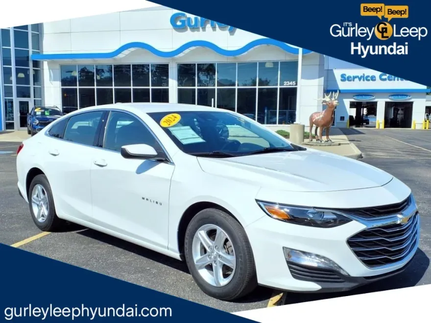2024 Chevrolet Malibu 1LT photo 1