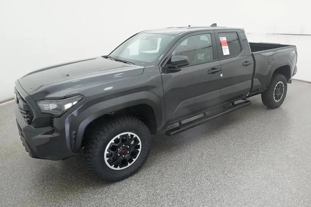 2025 Toyota Tacoma TRD Off-Road photo 1