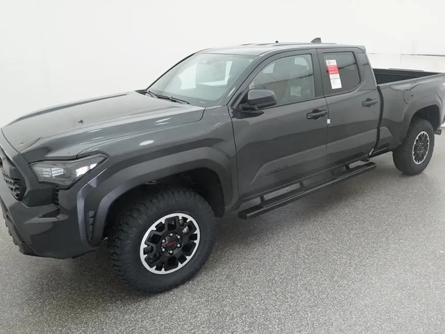 2025 Toyota Tacoma TRD Off-Road photo 1