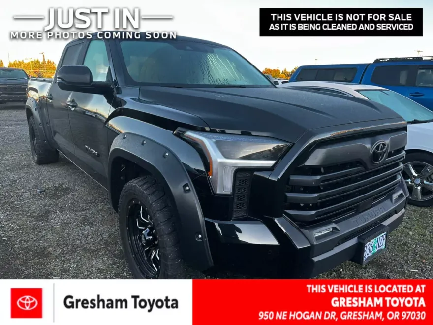 2023 Toyota Tundra SR5 photo 1