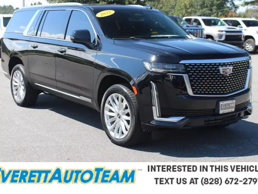 2022 Cadillac Escalade ESV Luxury photo 1