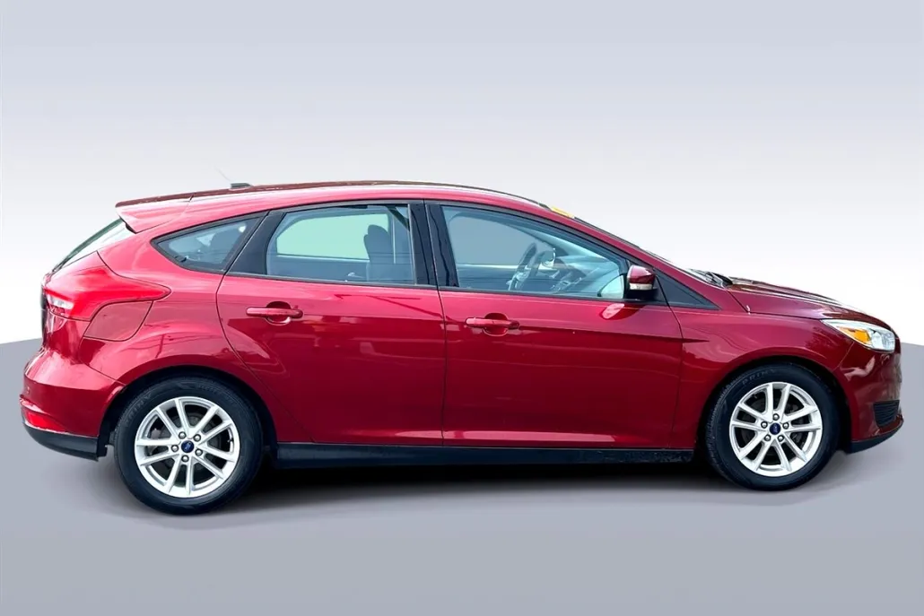 2016 Ford Focus SE photo 1