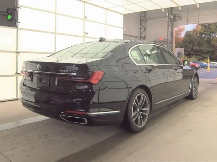 2020 Bmw 750i xDrive Sedan photo 1