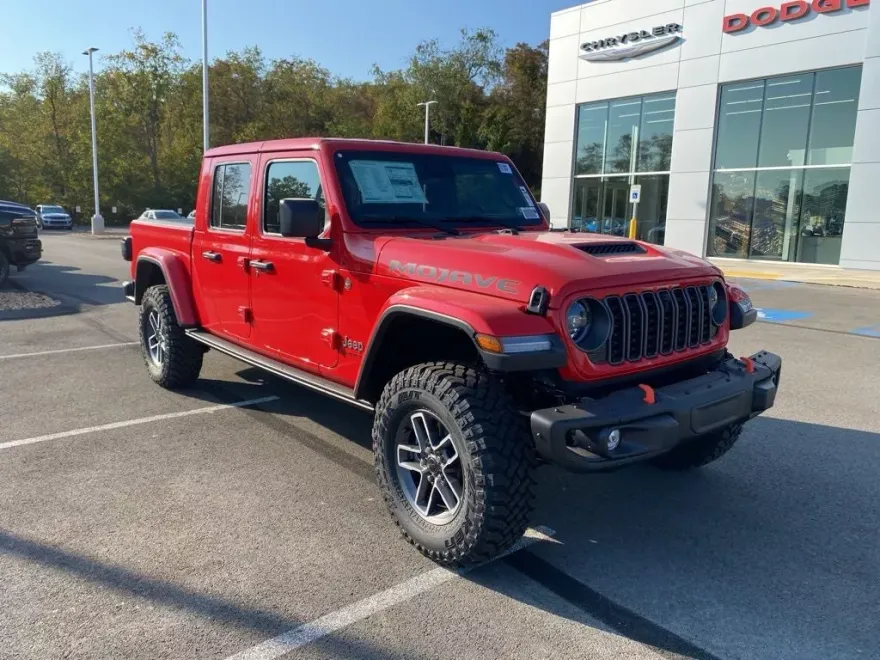 2025 Jeep Gladiator Mojave photo 1