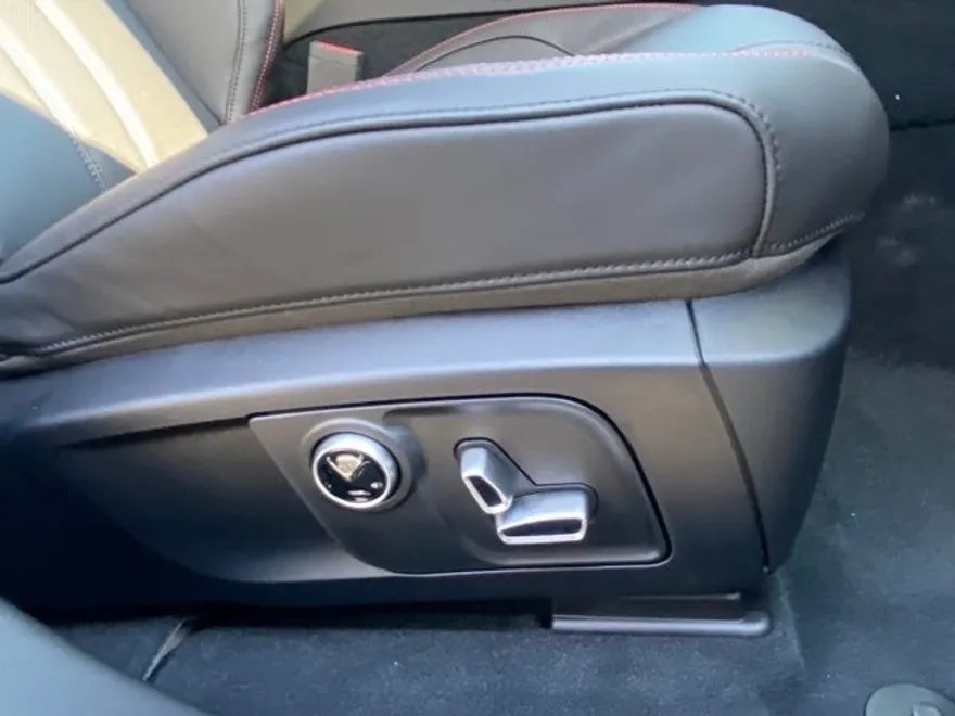 2024 Maserati Levante Modena photo 38