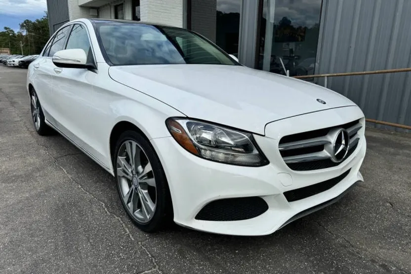 2015 Mercedes Benz C 300 photo 1