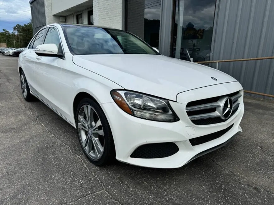2015 Mercedes Benz C 300 photo 1