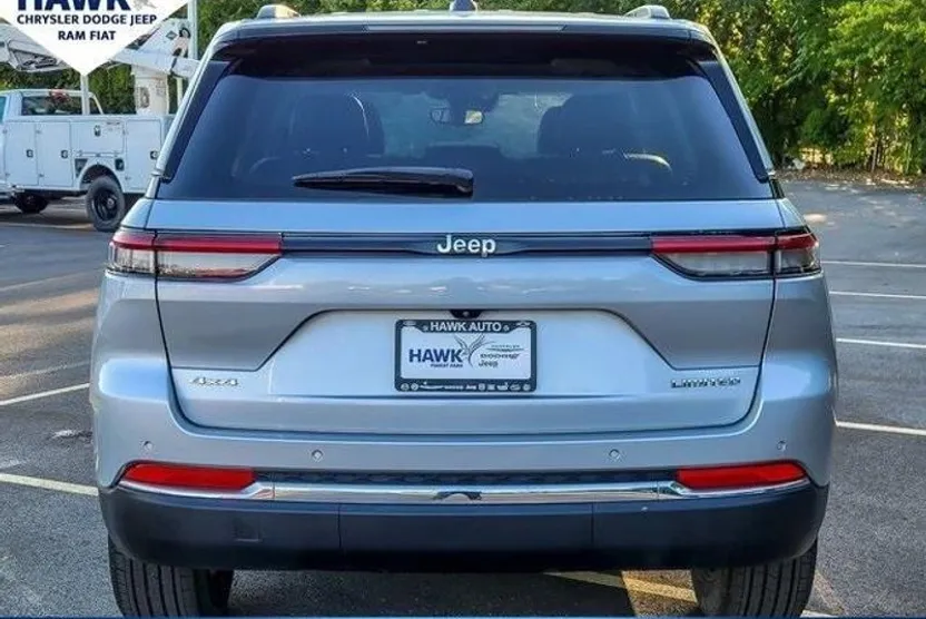 2022 Jeep Grand Cherokee Limited photo 1